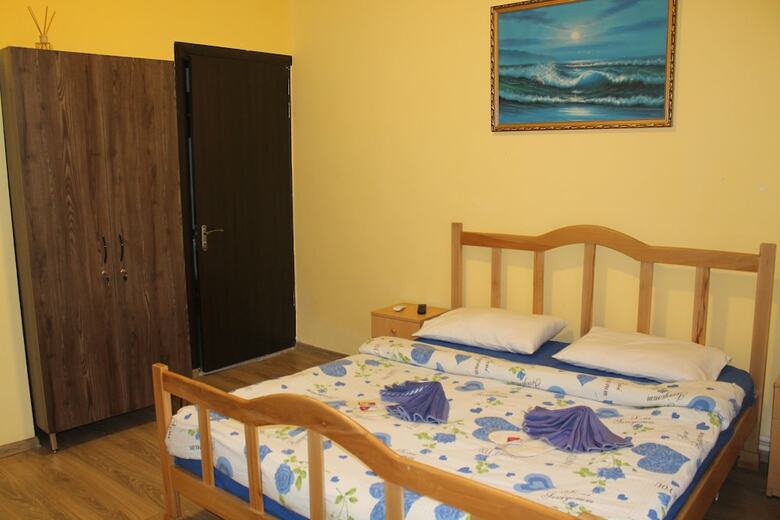 Hostal Old Yerevan Hostel & Tours