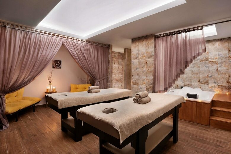 Hotel Ramada Plaza By Wyndham Rize