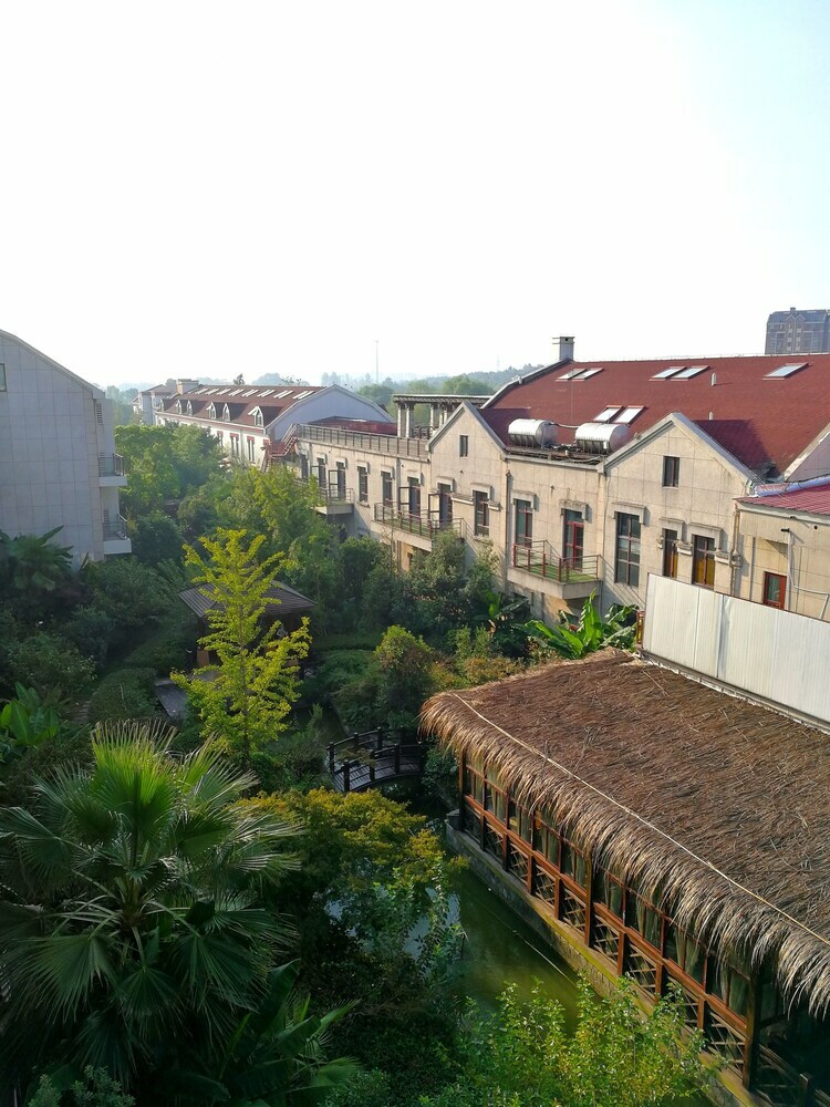 Nanjing John Garden Hotel