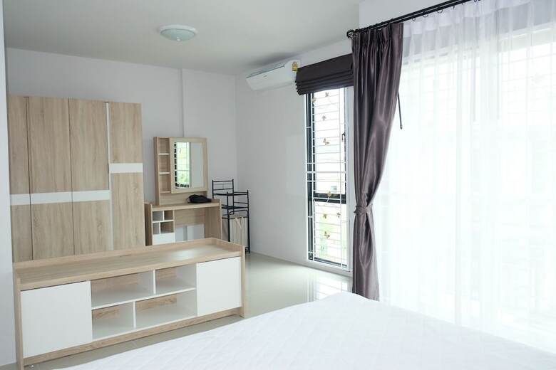 Supirum Cozyhome 3 Bed Near Beach