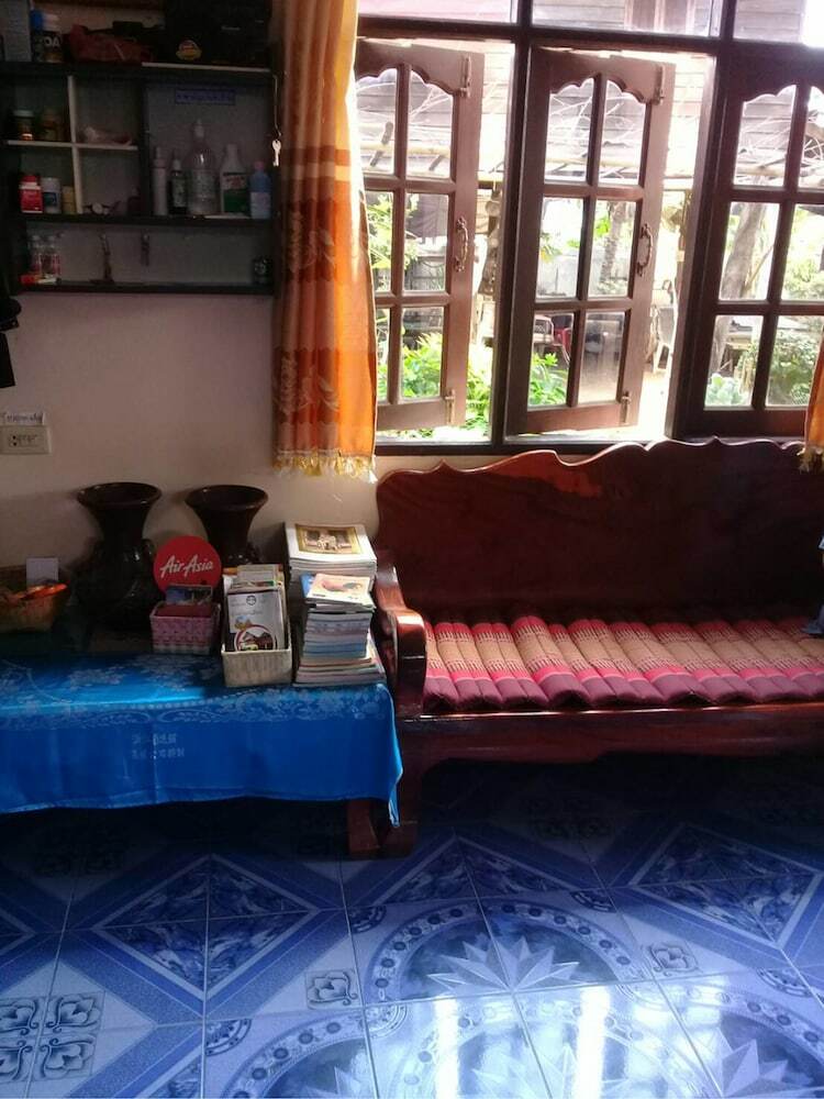 Hotel Baan Kokmuang Homestay