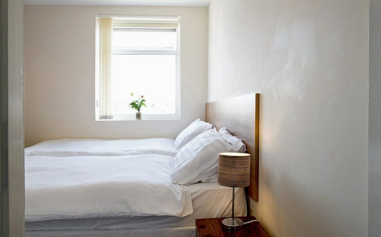 Hotel Cargo Cafe Apartments - Guest House