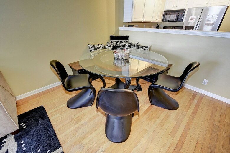 Apartamentos Lux Townhouse Walk To All