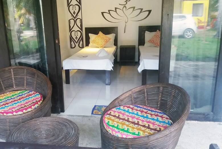 Hotel Peace & Love Beach Club