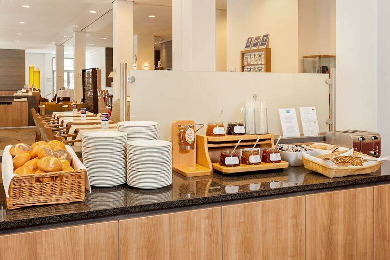 Hotel Holiday Inn Express Nuernberg-schwabach