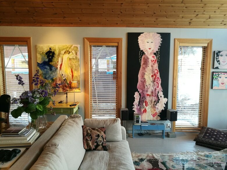 B� Art Studio