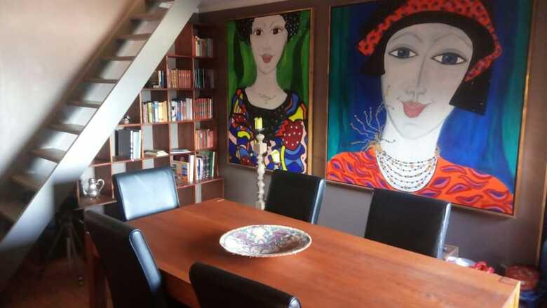 B� Art Studio