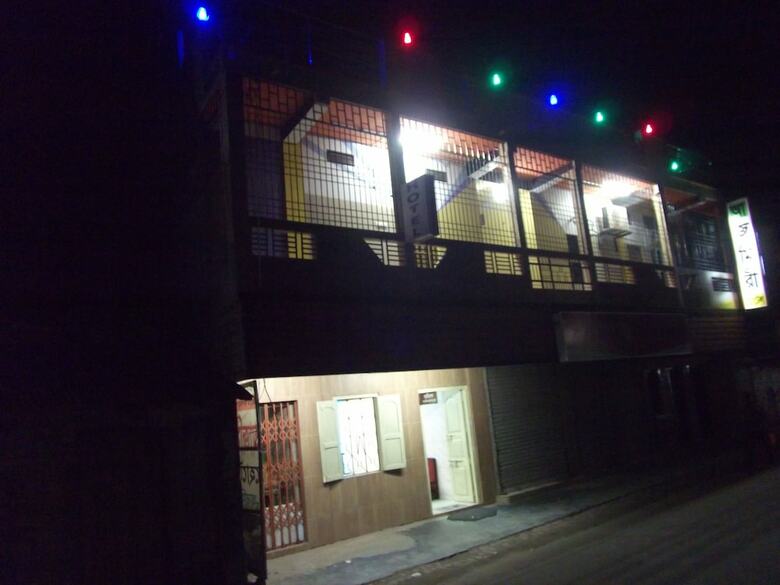Azmiry Residential Hotel
