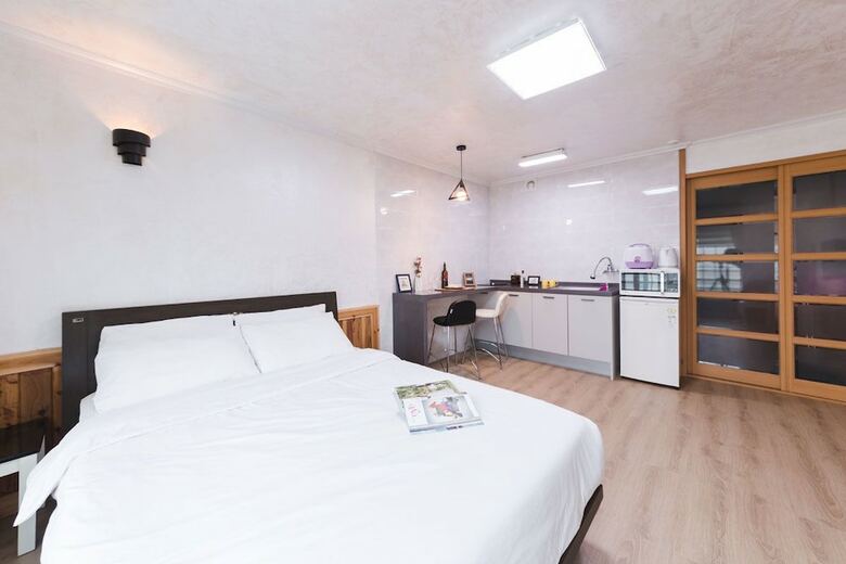 Pension Namchon Full House