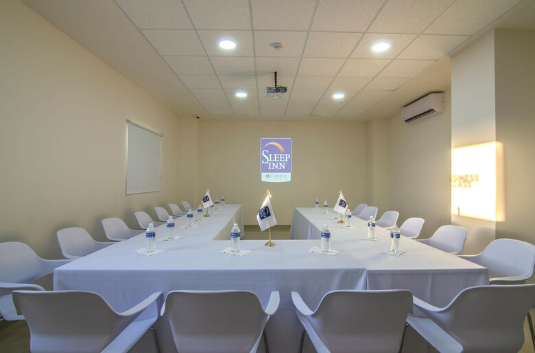 Hotel Sleep Inn Mexicali
