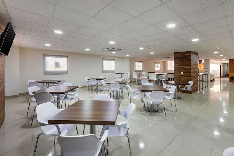 Hotel Sleep Inn Mexicali