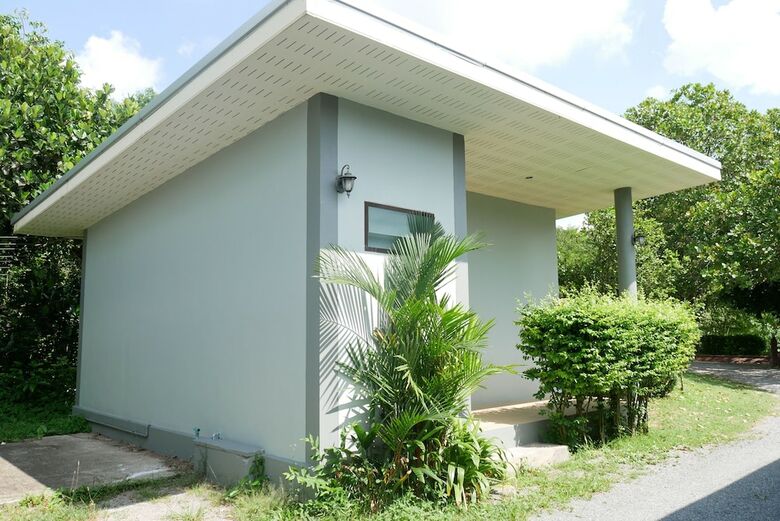 Hotel Aiyara Garden Resort