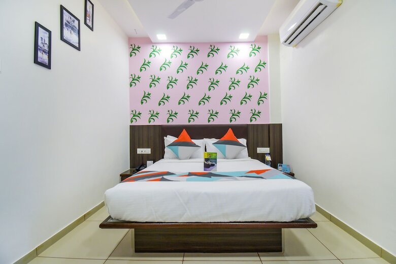 Hotel Fabexpress Shiv Residency