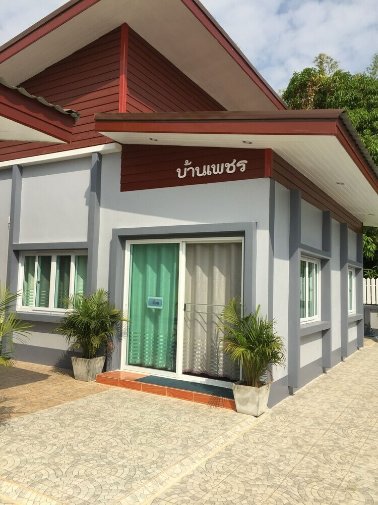 Hotel Phum & Proud Homestay