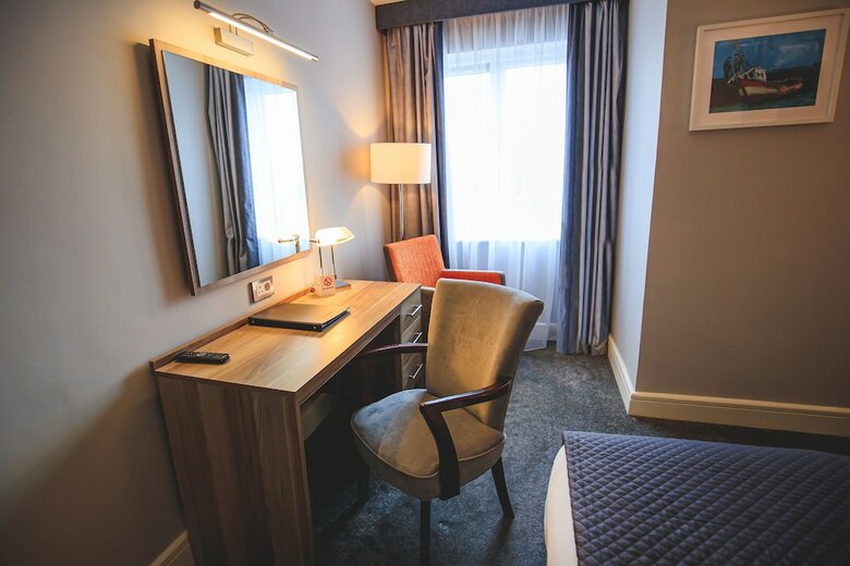 Westlodge Hotel & Pondlodge Cottages