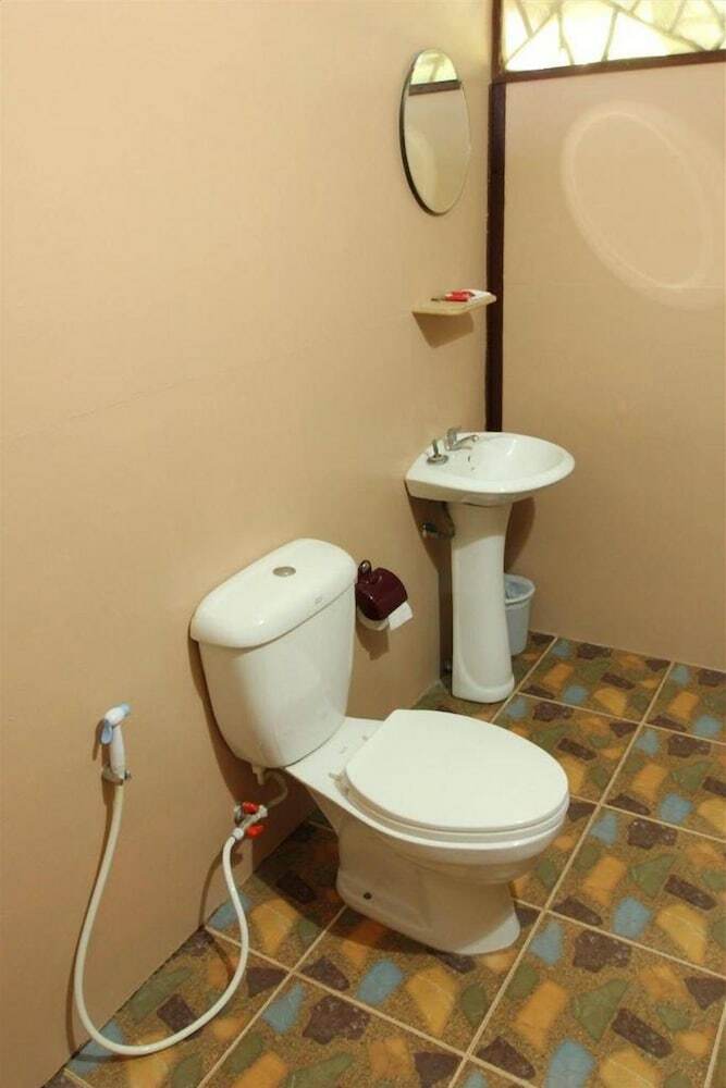 Hotel Suchanaree At Leam Ngop