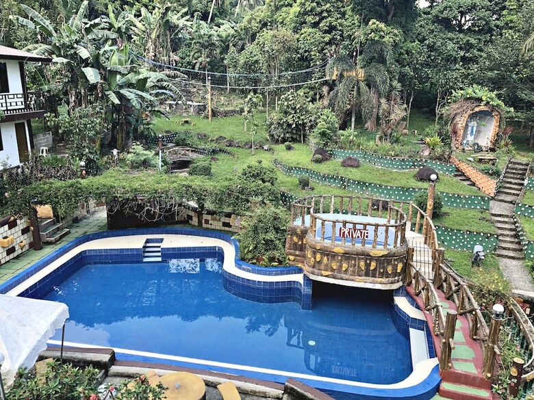 Hotel Mt. Maculot View Resort
