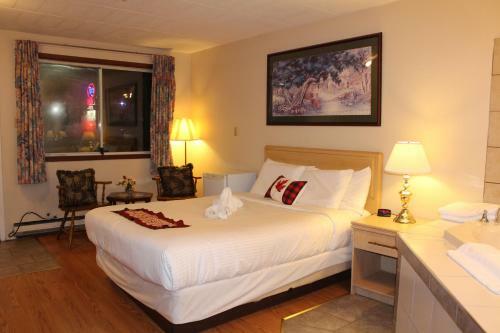 Motel Ritz Inn Niagara & Wedding Chapel