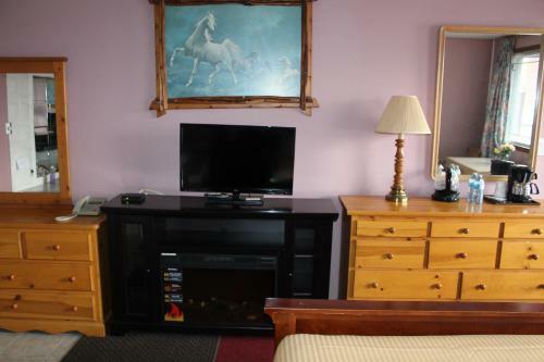 Motel Ritz Inn Niagara & Wedding Chapel