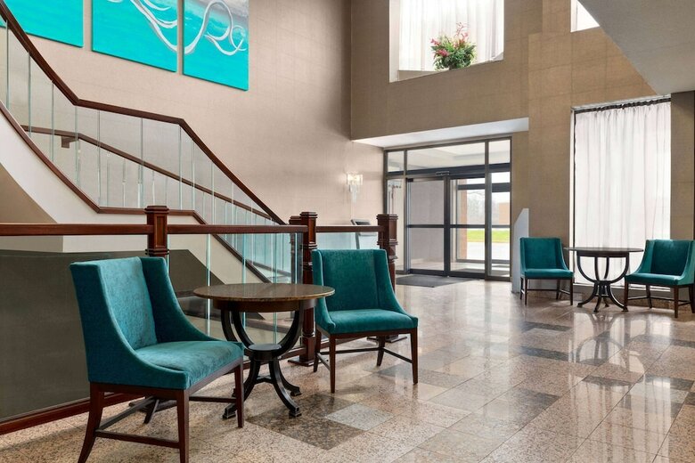 Ramada Plaza Niagara Falls Hotel