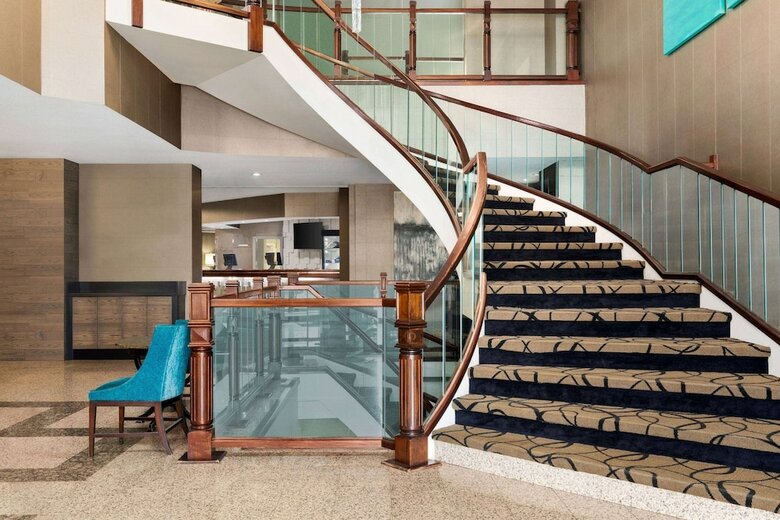 Ramada Plaza Niagara Falls Hotel