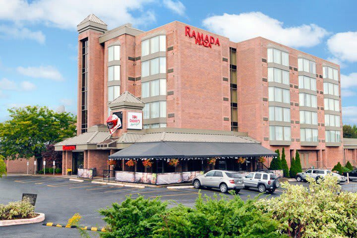 Ramada Plaza Niagara Falls Hotel