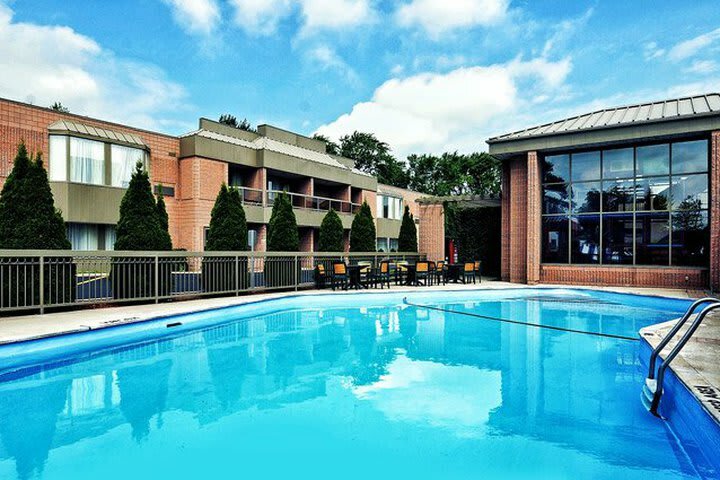 Ramada Plaza Niagara Falls Hotel