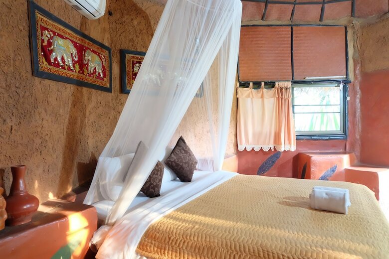 Hotel Ban Din Resort