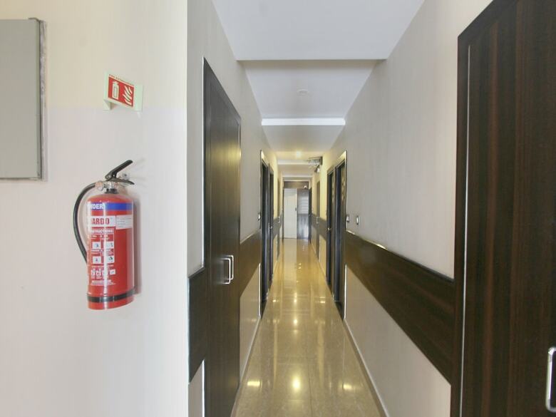 Hotel & Suites By Habitat