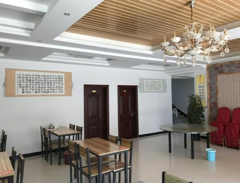 Bed & Breakfast Pingshun Fuya Fengqing Hotel