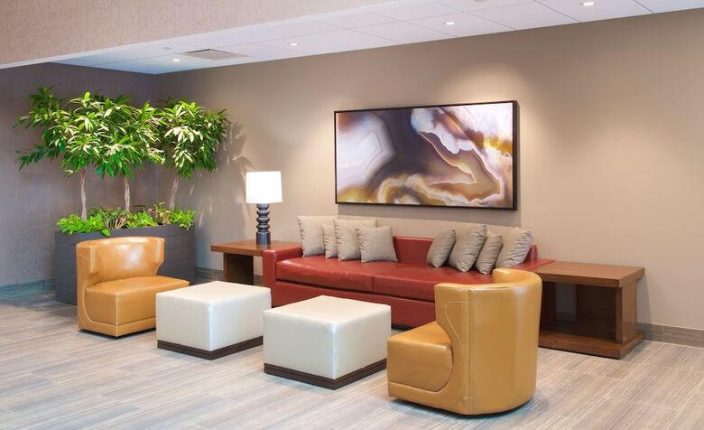 Hotel Embassy Suites By Hilton Seattle North Lynnwood