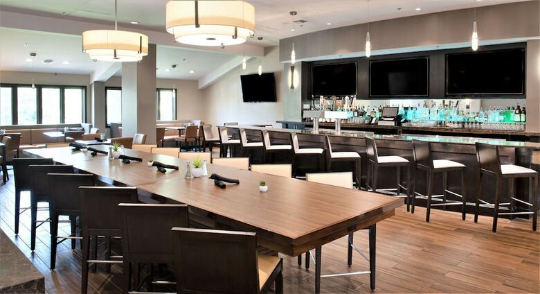 Hotel Embassy Suites By Hilton Seattle North Lynnwood