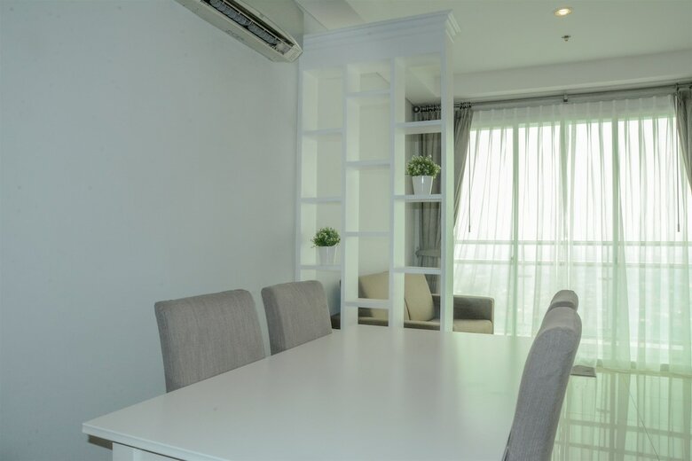 2 Bedrooms At Gallery West Apartment By Travelio