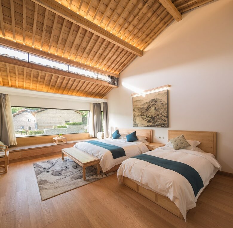 Anji Valley House Hotel
