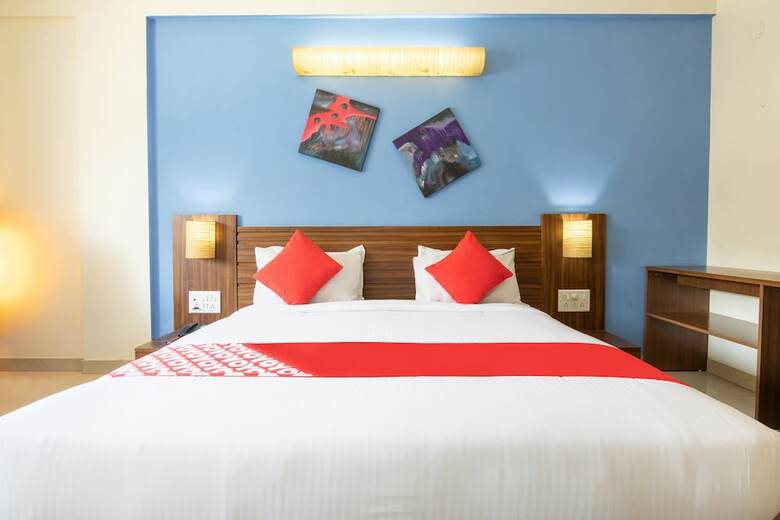 Oyo 14972 Hotel Ekaa
