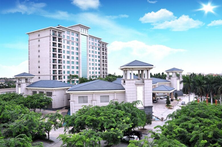 Grand View Hotel