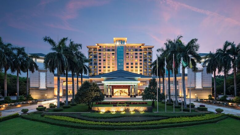 Grand View Hotel