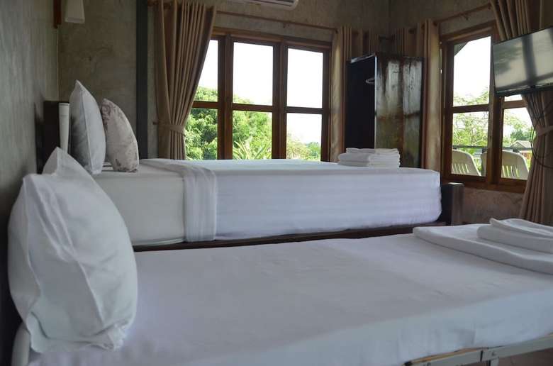 Hotel Nok Chan Mee Na