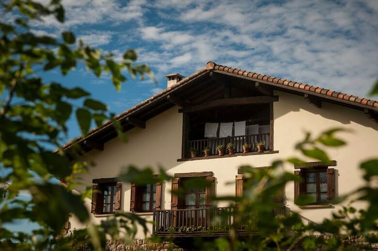 Agroturismo Casa Peluaga