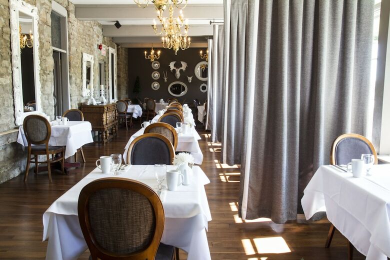 Old Stone Inn Boutique Hotel
