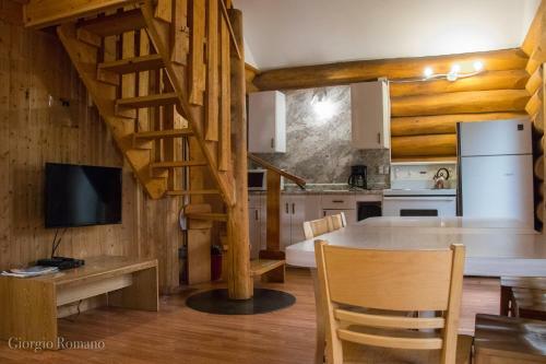 Lodge Lac Des Roches Resort