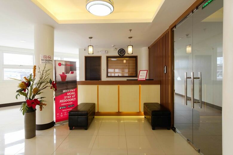 Hotel Reddoorz Plus @ Edsa Congressional