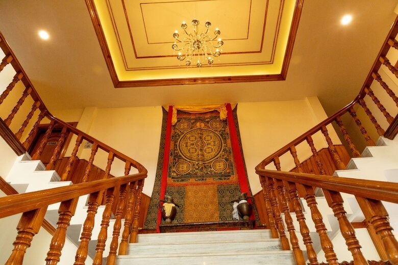 Hotel Mukhum International
