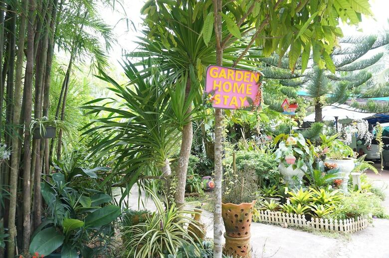 Hotel Garden Homestay Suratthani