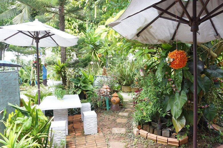 Hotel Garden Homestay Suratthani