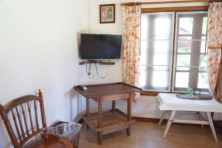 Hotel Donsak Orchid Resort