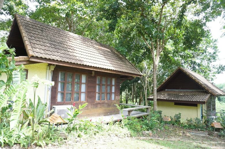 Hotel Donsak Orchid Resort