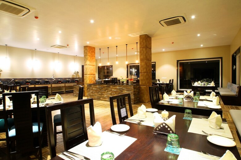 Hotel Samskara Resort & Spa Jaipur