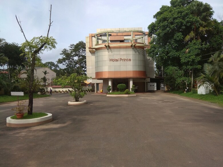 Alleppey Prince Hotel