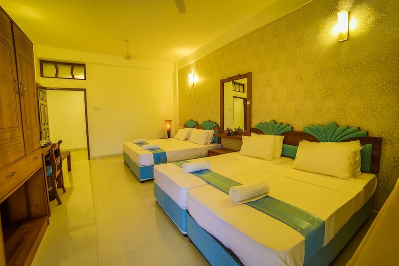 Asr Hotel